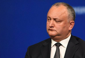Moldova prezidenti hərbçilərə qadağa qoydu
