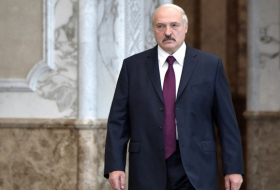    Lukaşenko Bakıya gəlir   