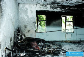 80 yaşlı qadın evində yanaraq ölüb