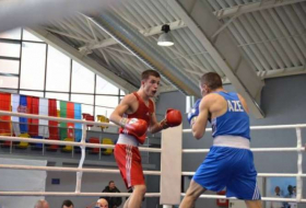 İki boksçumuz Avropa çempionatının yarımfinalında