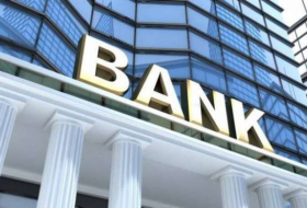 Ekspertdən banklara irad: Krediti 4 dəfə baha təklif edirlər