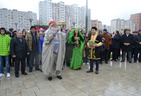   Bakı Novruzu böyük təntənə ilə qeyd edir  -  FOTO    
