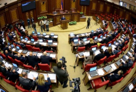  Ermənistanda koronavirusa yoluxan deputatların sayı artdı 