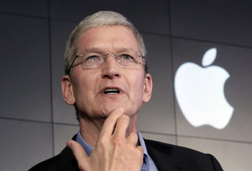 “Apple” şirkətinin rəhbəri milyarder oldu