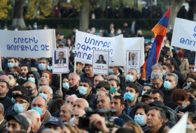  Ermənistanda daha 42 etirazçı saxlanıldı 