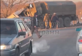 Donetskdə hərbi maşın mikroavtobusla toqquşub -    16 ölü(VİDEO)   