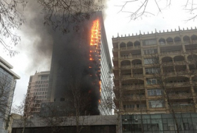 FHN: Bakıda yanan bina söndürüldü – FOTO, VİDEO