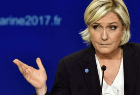 Le Pen məğlub olduğunu etiraf etdi