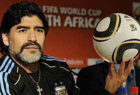 Maradona FIFA prezidenti olmaq istəyir