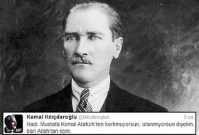 Atatürkü Allahla bir tutdu