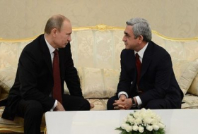 Putin Sarkisyanla görüşüb